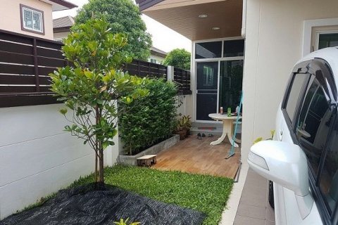 House in Khlong Sam Wa, Bangkok, Thailand 3 bedrooms № 138592 - photo 5