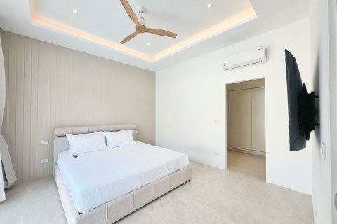 Villa in Ko Samui, Thailand 3 bedrooms № 138595 - photo 28
