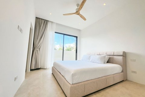Villa in Ko Samui, Thailand 3 bedrooms № 138595 - photo 19