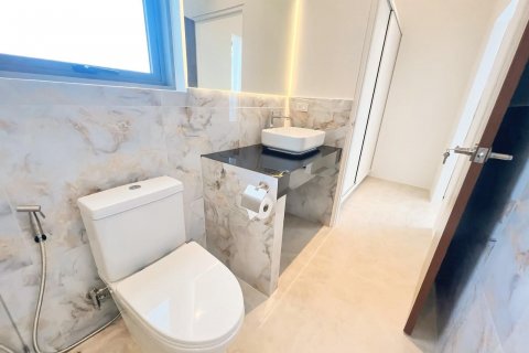 Villa in Ko Samui, Thailand 3 bedrooms № 138595 - photo 20