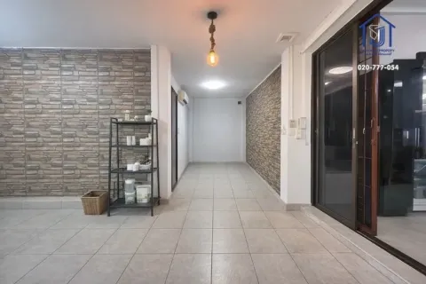 House in Nonthaburi, Thailand 3 bedrooms № 163172 - photo 9