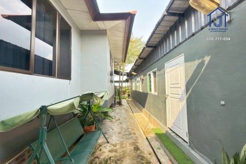 House in Nonthaburi, Thailand 3 bedrooms № 163172 - photo 19