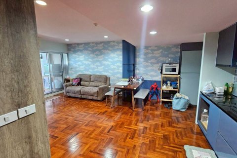 Кондоминиум с 2 спальнями в Дусите, Бангкок, Таиланд № 163171 - фото 9