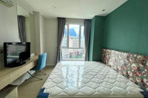 Condo à Bang Lamung, Thaïlande, 2 chambres № 146783 - photo 8