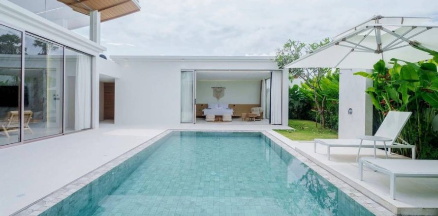 Villa in Phuket, Thailand 3 bedrooms № 146786