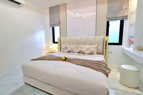 House in Bang Lamung, Thailand 3 bedrooms № 146558 - photo 10