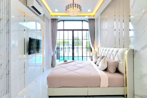 House in Bang Lamung, Thailand 3 bedrooms № 146558 - photo 4