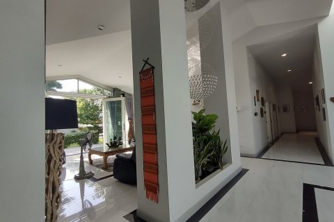 Вилла в Сан Па Тонге, Таиланд с 6 спальнями  № 137554 - фото 1