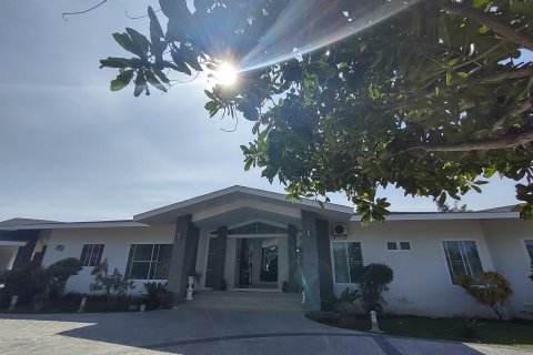 Вилла в Сан Па Тонге, Таиланд с 6 спальнями  № 137554 - фото 29