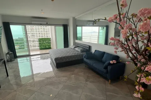 Estudio en el condominio en Jomtien Beach, Pattaya, Tailandia № 211408 - foto 13