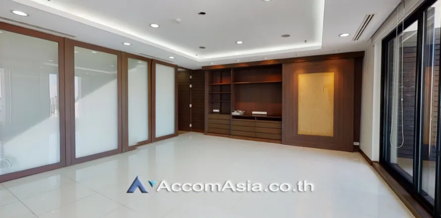 Duplex in Watthana, Bangkok, Thailand 2 Schlafzimmer № 215048