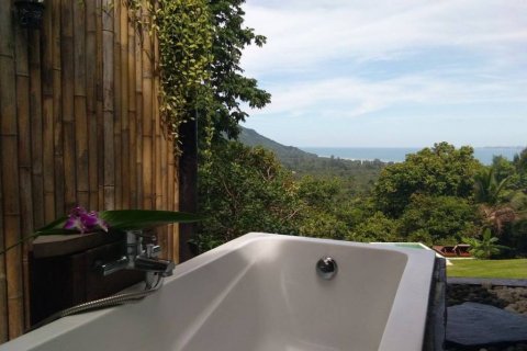 Villa in Surat Thani, Thailand 1 bedroom № 114346 - photo 10