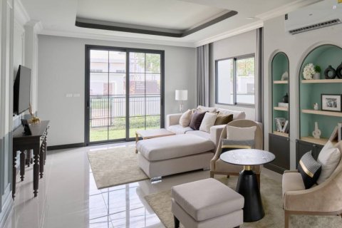 House in Bang Phli Yai, Thailand 4 bedrooms № 114350 - photo 3