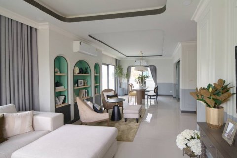 House in Bang Phli Yai, Thailand 4 bedrooms № 114350 - photo 2