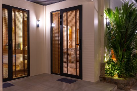 Villa in Phuket, Thailand 4 bedrooms № 173409 - photo 10
