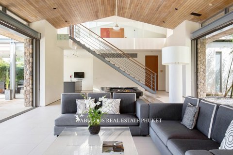 Villa in Phang Nga, Thailand 6 bedrooms № 179673 - photo 13