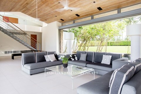 Villa in Phang Nga, Thailand 6 bedrooms № 179673 - photo 12
