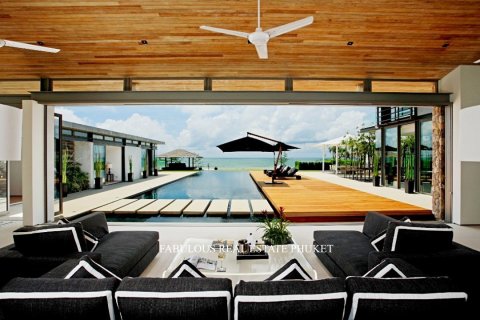 Villa in Phang Nga, Thailand 6 bedrooms № 179673 - photo 10