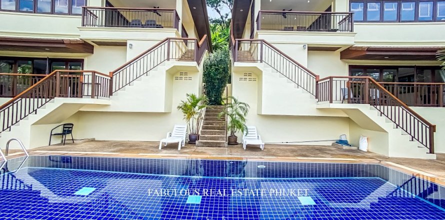 Villa in Kata, Thailand 6 bedrooms № 179678