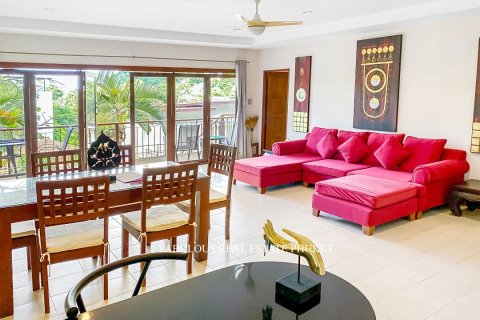 Villa in Kata, Thailand 6 bedrooms № 179678 - photo 11