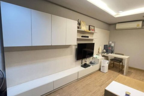 Condo in Bangkok, Thailand, 1 bedroom  № 150455 - photo 6