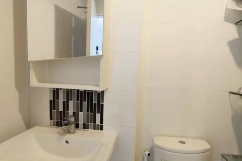 Кондоминиум с 2 спальнями в Банг Сью, Бангкок, Таиланд № 147192 - фото 15