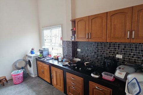 House in Pattaya, Thailand 3 bedrooms № 147347 - photo 8