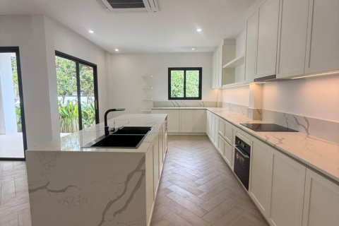 Вилла в Пхукете, Таиланд с 5 спальнями  № 167182 - фото 6