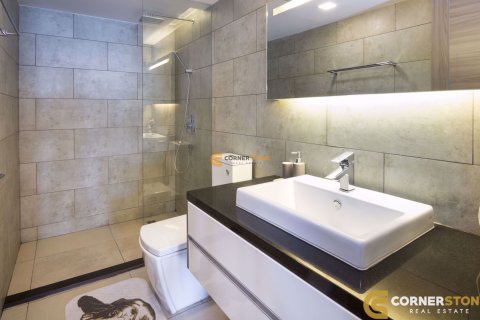 Studio dans le Condo à Chonburi, Thaïlande  № 157811 - photo 12