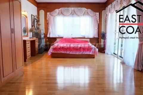Haus in Pattaya, Thailand 5 Schlafzimmer № 213878 - Foto 10