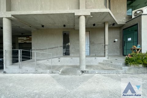 Gewerbeimmobilie in Suan Luang, Bangkok, Thailand 1000 m2 № 216936 - Foto 5