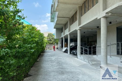 Gewerbeimmobilie in Suan Luang, Bangkok, Thailand 1000 m2 № 216936 - Foto 6