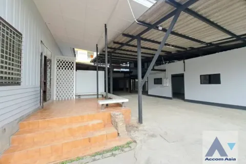 Studio in Watthana, Bangkok, Thailand № 216940