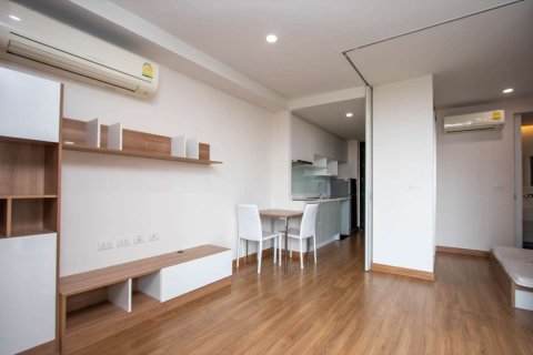 Condo in Chiang Mai, Thailand, 1 bedroom  № 121733 - photo 2