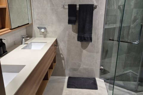 Condo in Phuket, Thailand, 3 bedrooms  № 164637 - photo 9