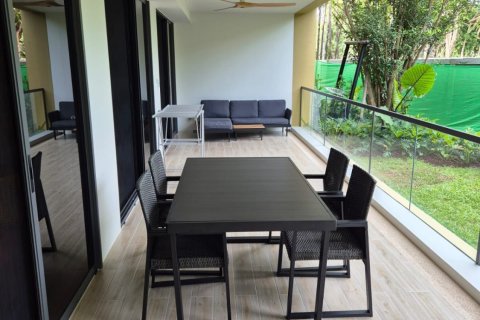 Condo in Phuket, Thailand, 3 bedrooms  № 164637 - photo 17