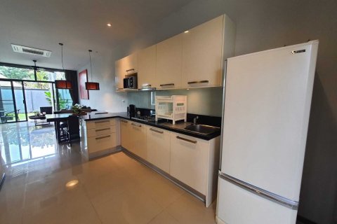 Villa in Phuket, Thailand 2 bedrooms № 145513 - photo 18