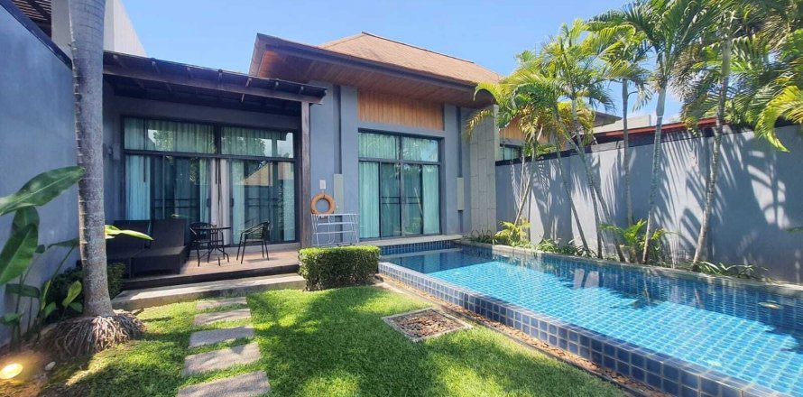 Villa in Phuket, Thailand 2 bedrooms № 145513