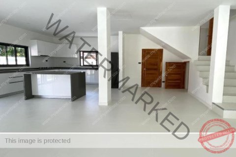Villa in Ko Samui, Thailand 4 Schlafzimmer № 222310 - Foto 2