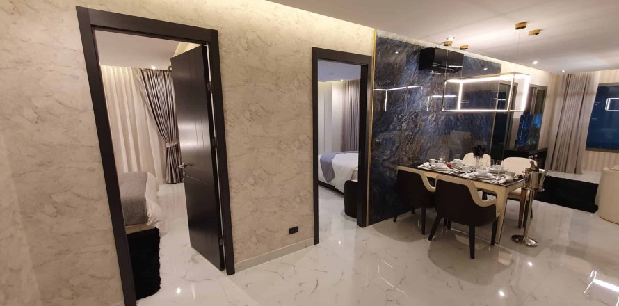 Condo in Pattaya, Thailand, 2 bedrooms  № 166838