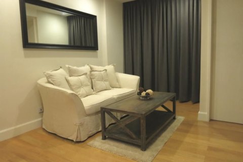 Студия в кондо в Банг Раке, Бангкок, Таиланд № 160707 - фото 6