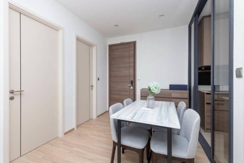 Кондоминиум с 2 спальнями в Бангкоке, Таиланд № 172746 - фото 7