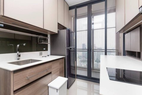 Кондоминиум с 2 спальнями в Бангкоке, Таиланд № 172746 - фото 10