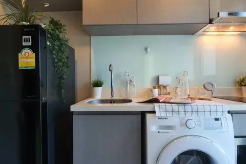 Студия в кондо в Клонг Тоэй, Бангкок, Таиланд № 150002 - фото 4