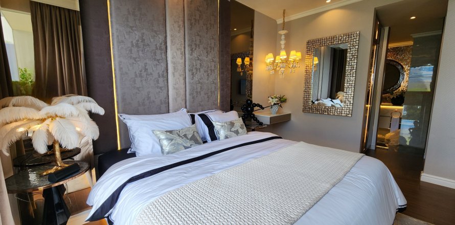 Studio dans le Condo à Pattaya, Thaïlande  № 144684