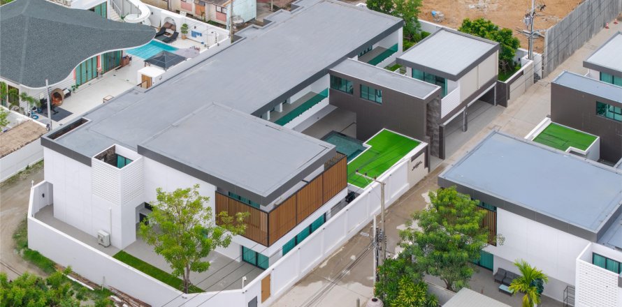 Вилла в Паттайе, Таиланд с 6 спальнями  № 144682