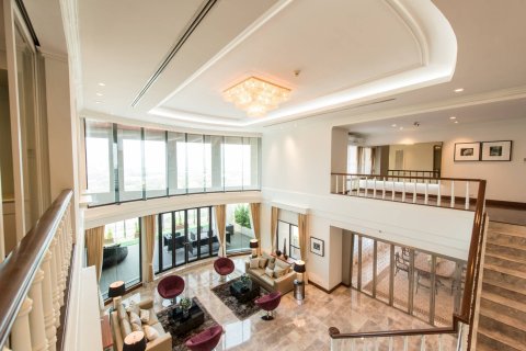 Penthouse in Bangkok, Thailand 4 bedrooms № 181210 - photo 6