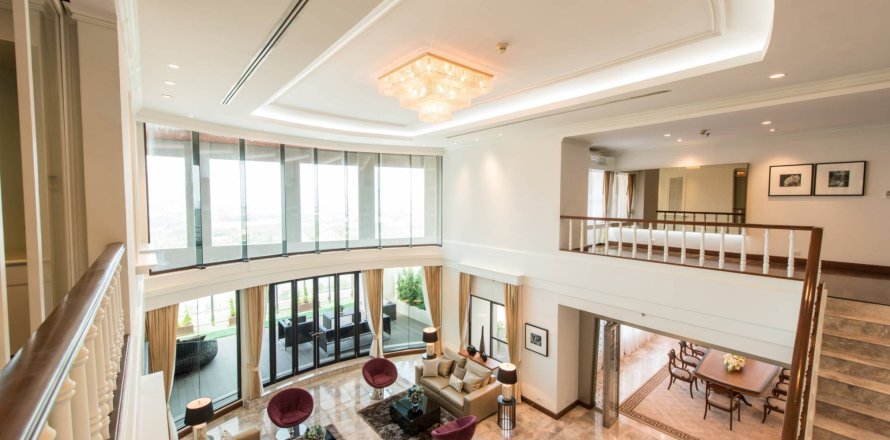 Penthouse in Bangkok, Thailand 4 bedrooms № 181210