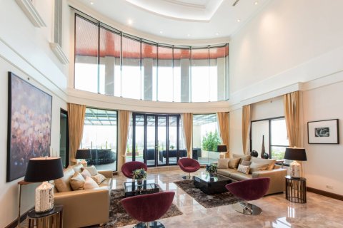 Penthouse in Bangkok, Thailand 4 bedrooms № 181210 - photo 7