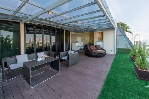 Penthouse in Bangkok, Thailand 4 bedrooms № 181210 - photo 16
